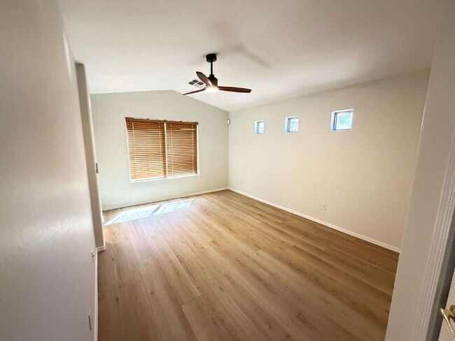 Building Photo - 44245 W Snow Dr