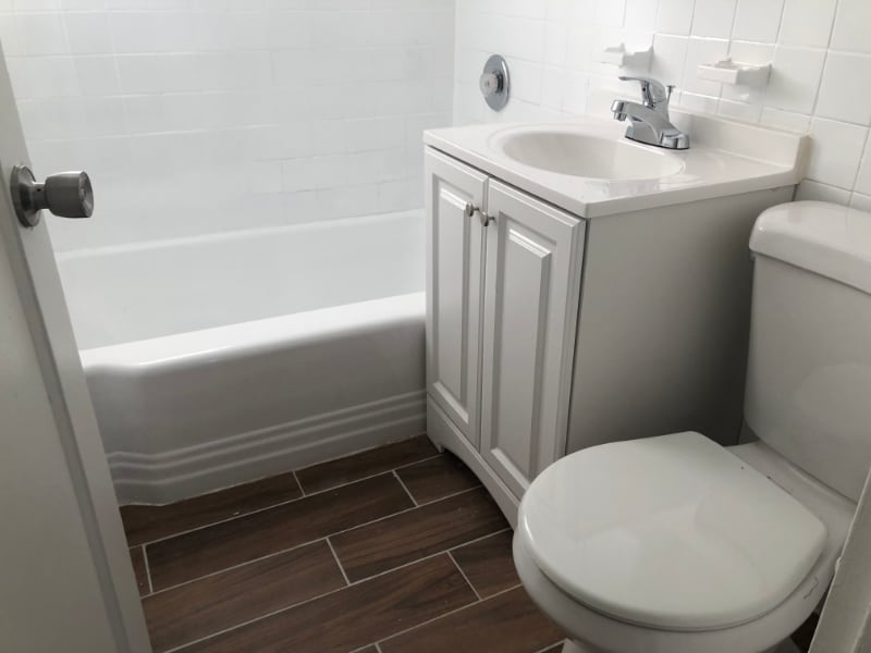 Building Photo - 500 Alma Terrace