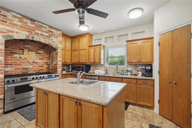 Building Photo - 951 Smirl Dr