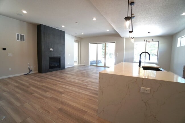 Building Photo - 3020 Virga Lp