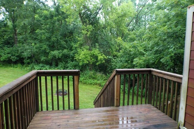 Building Photo - $2,695 | 4 Bedroom, 3.5 Bathroom Multi Flo...