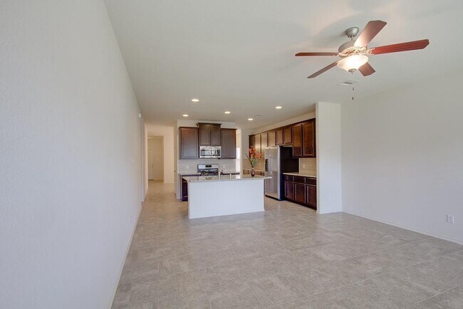 Building Photo - 122 Meadow Mill Dr