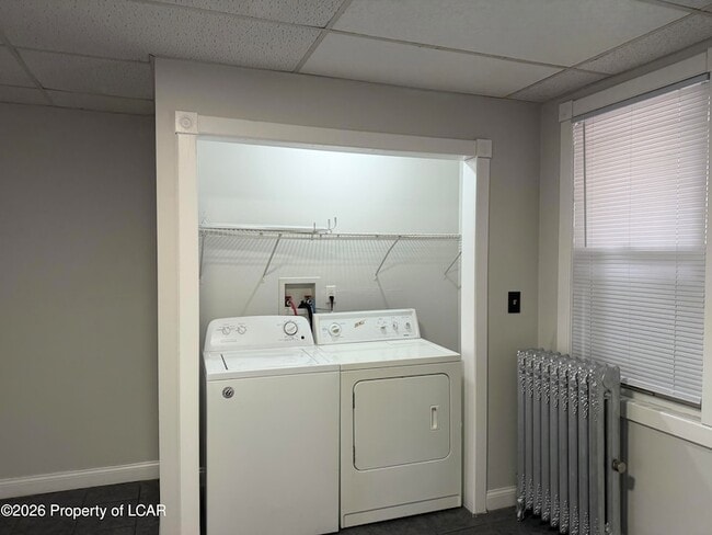 Building Photo - 178 S Sherman St