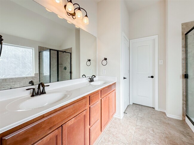 Building Photo - 8635 Sweet Pasture Dr