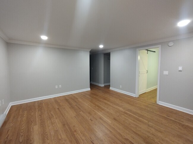 Building Photo - 42 2nd St