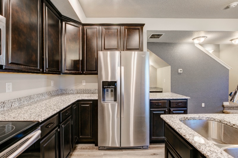 Building Photo - 884 Winding Brk Dr