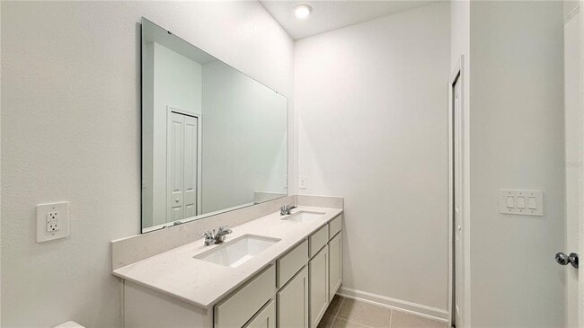 Building Photo - 5157 Green Belt Dr
