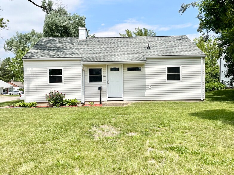 Primary Photo - 622 38th St NE