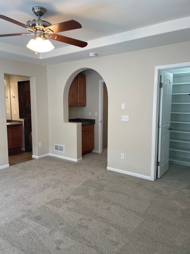 Building Photo - 5505 Abbeywood Cir