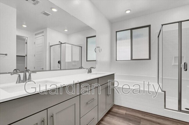 Building Photo - 755 Tallgrass St