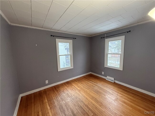 Building Photo - 127 Wyoming Ave