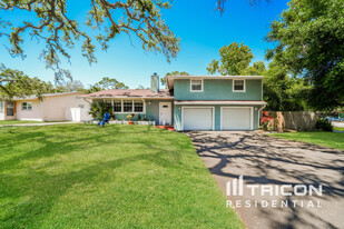 Building Photo - 10 Suncrest Dr