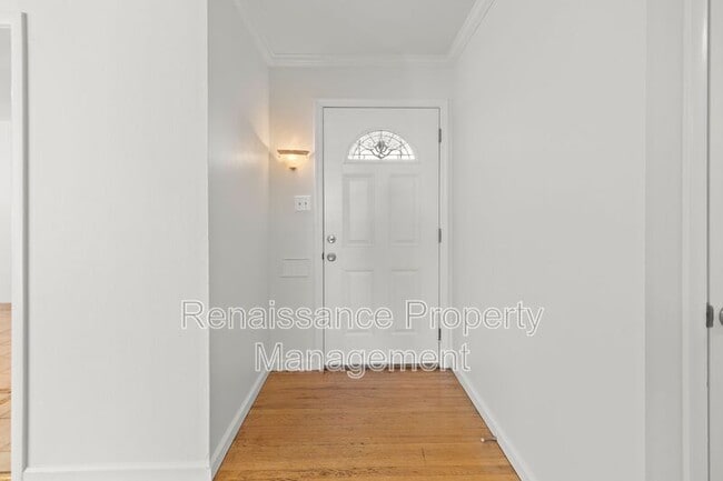 Building Photo - 5619 N El Dorado St
