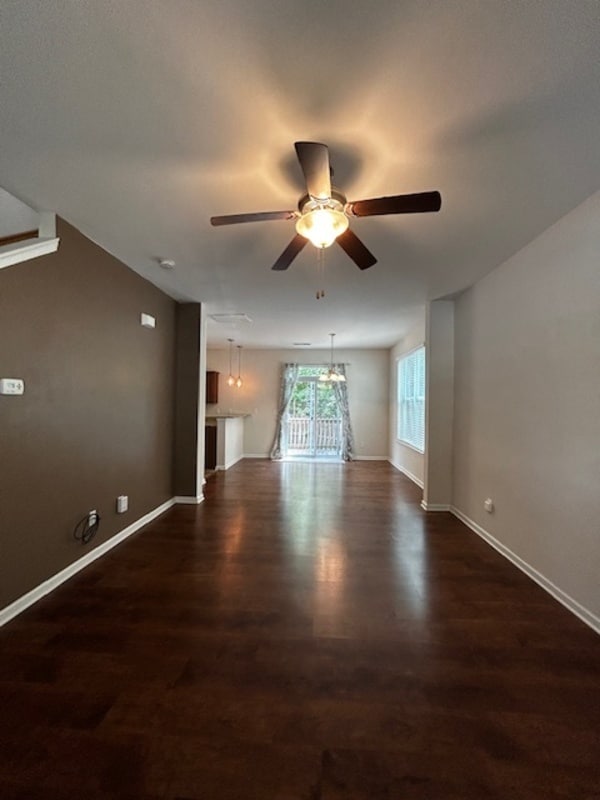 Building Photo - 257 Chesterton Dr