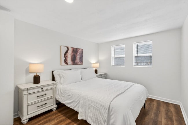 Building Photo - 146 W Felton Ave