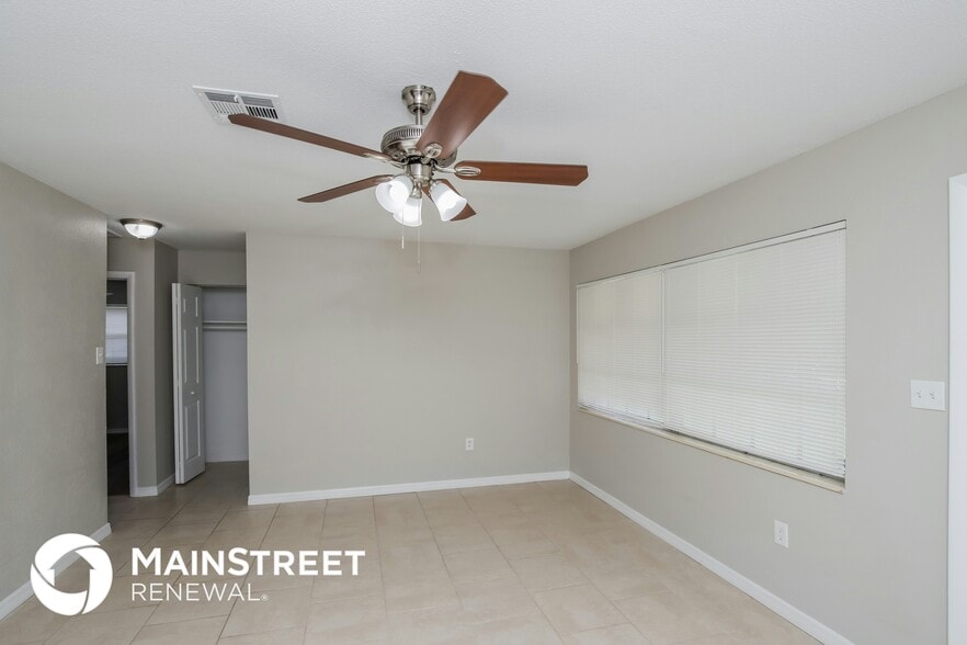 Building Photo - 1607 Albert Dr