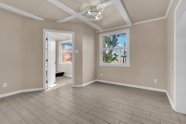 Building Photo - 16865 Bayview Dr