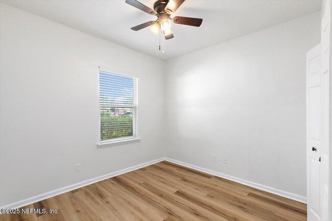 Building Photo - 2875 Golden Lake Loop