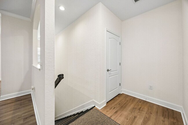 Building Photo - 96010 Stoney Dr