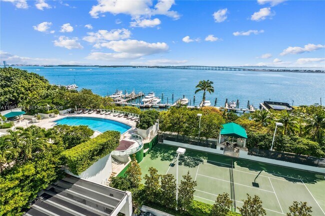 Building Photo - 1643 Brickell Ave