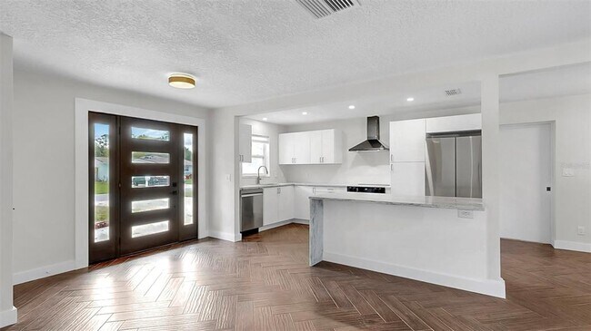 Building Photo - 5435 Drinkard Dr