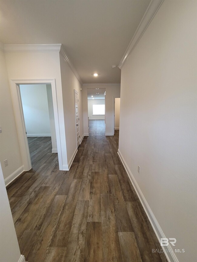 Building Photo - 14630 Dayton Cir