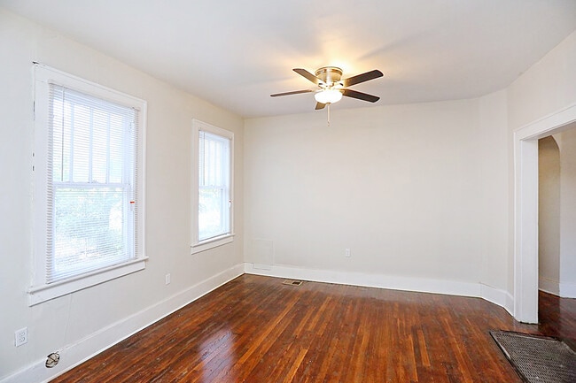 Building Photo - Renovated Single Family