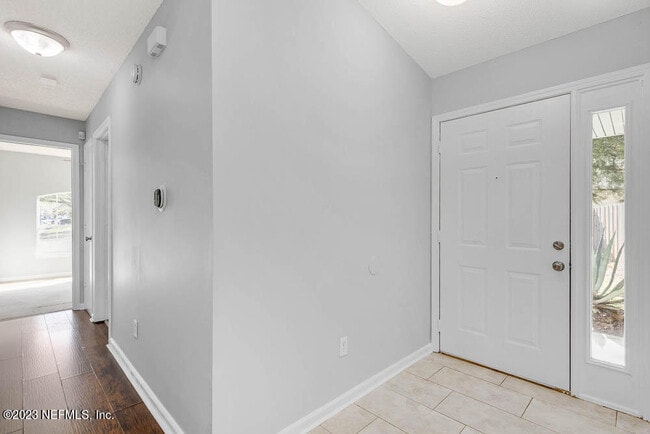 Building Photo - 3811 Autumn Leaf Ct