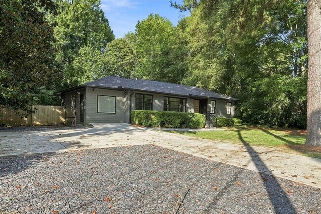 Building Photo - 5012 Tilly Mill Rd