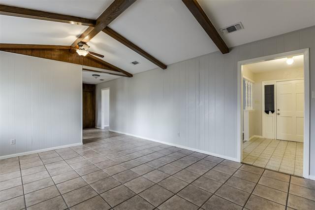 Building Photo - 105 Stiles Dr