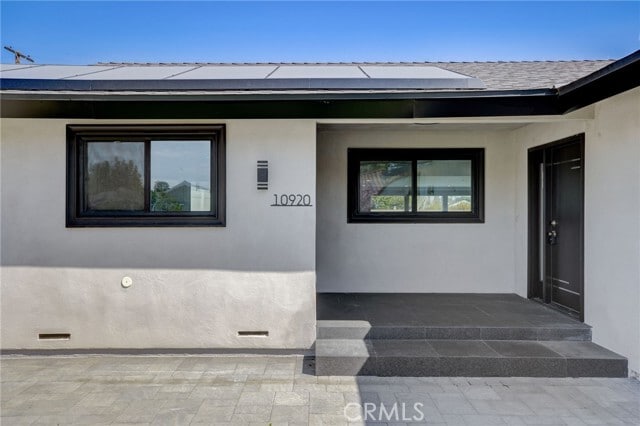 Building Photo - 10920 Garden Grove Ave