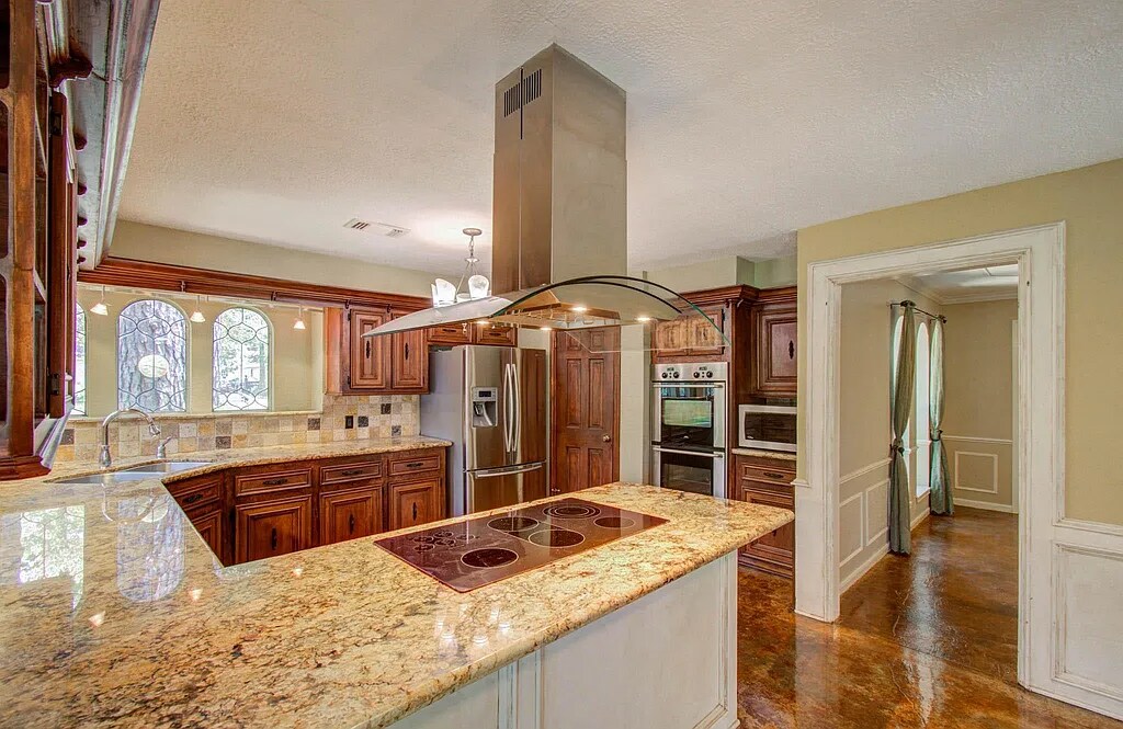 Building Photo - 9543 Enstone Cir