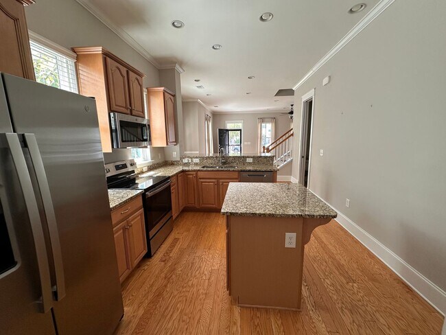 Building Photo - Luxury Rental Home in the Heart of Myrtle ...