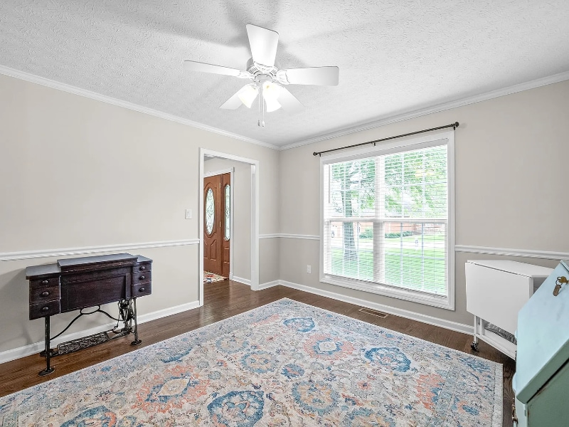 Building Photo - 331 Bayhill Dr