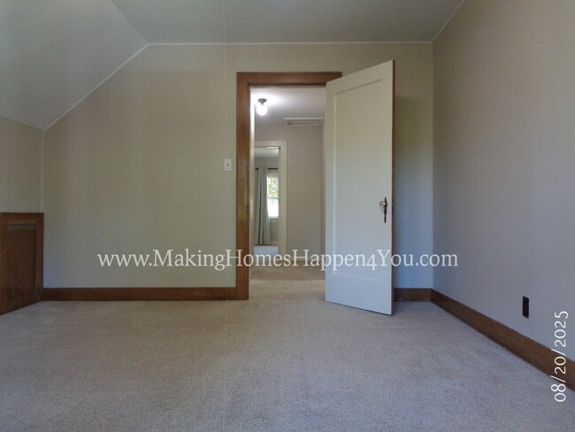 Building Photo - 2160 Trade St SE