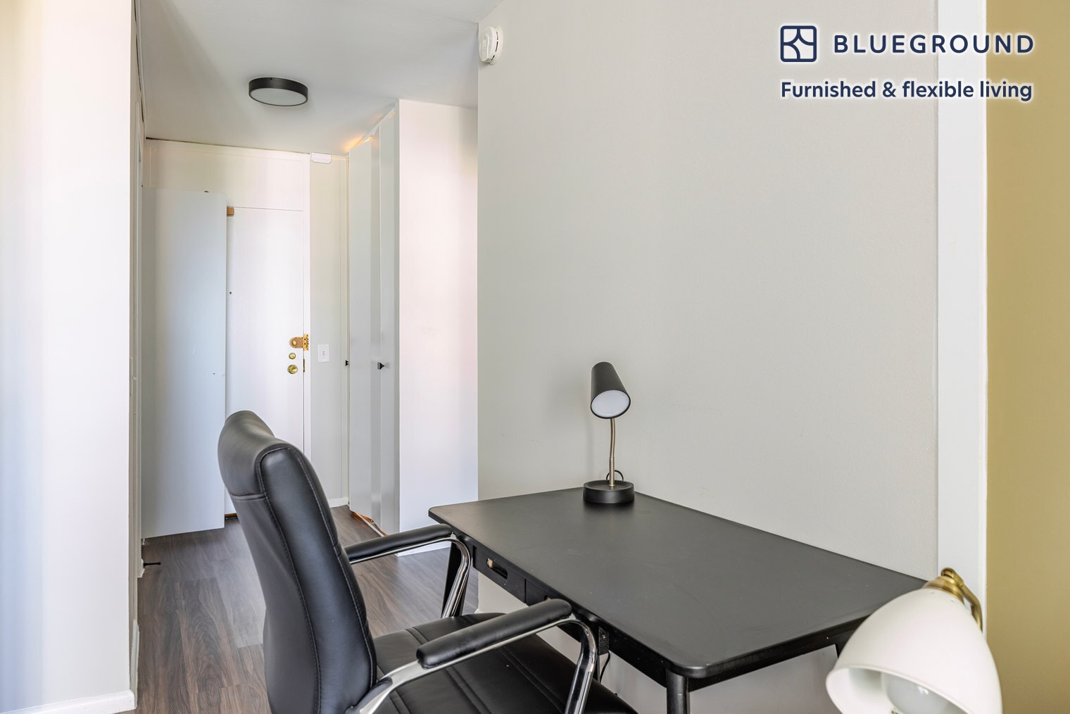 Building Photo - 3450 N Lake Shore Dr