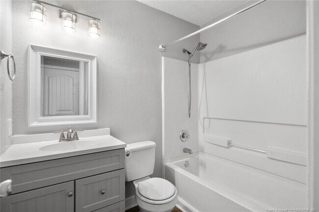 Building Photo - 6327 Worthington Dr