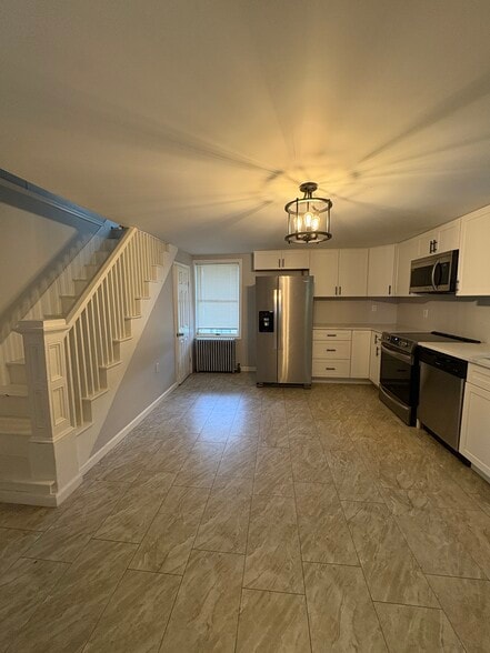 Kitchen space - 28 Murray St