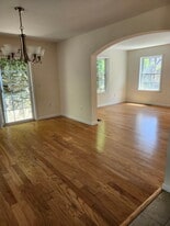 Building Photo - 126 Nethermont Ave