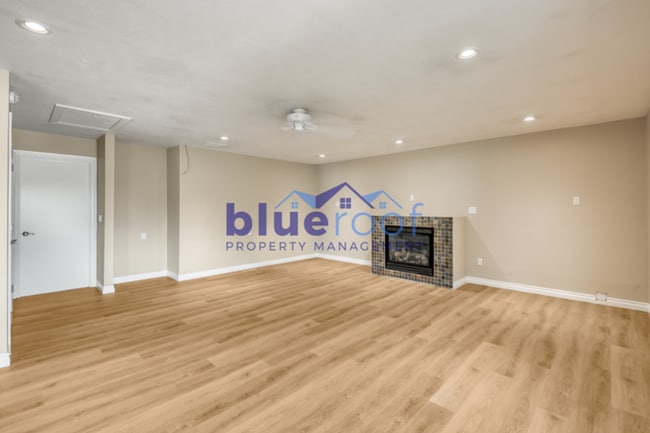 Building Photo - 27827 SW Grahams Ferry Rd