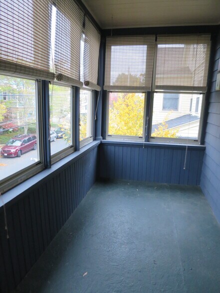 Building Photo - 25 Josephine Ave