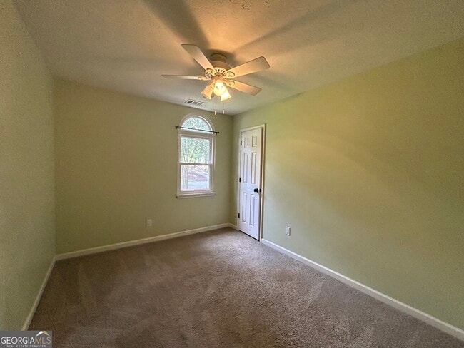 Building Photo - 102 Shawville Ln