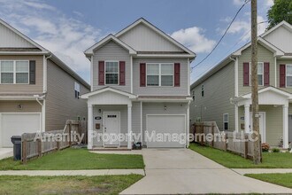 Building Photo - 614 Rolfe St