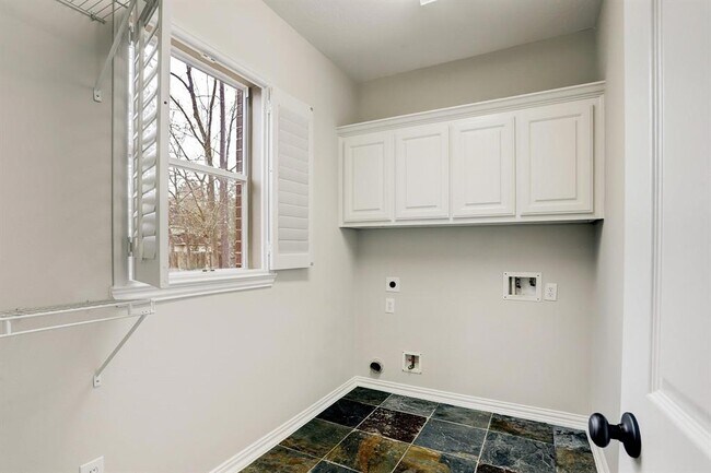 Building Photo - 62 Marquise Oaks Pl