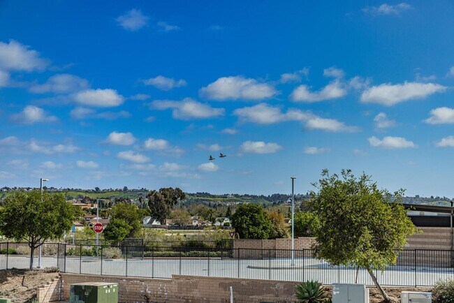 Building Photo - Stunning 2 Bedroom, 2 Bath Home in a Secure Gated Community in Oceanside - $1000 March Move in Sp...