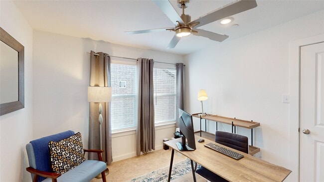 Building Photo - 2942 ELLE DR