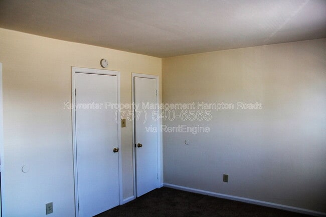 Building Photo - 1 Peachtree Ct