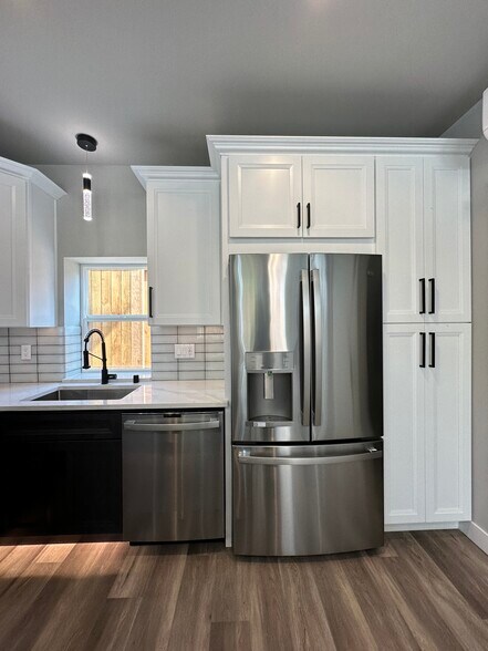 Building Photo - 5509 Brooklyn Ave NE