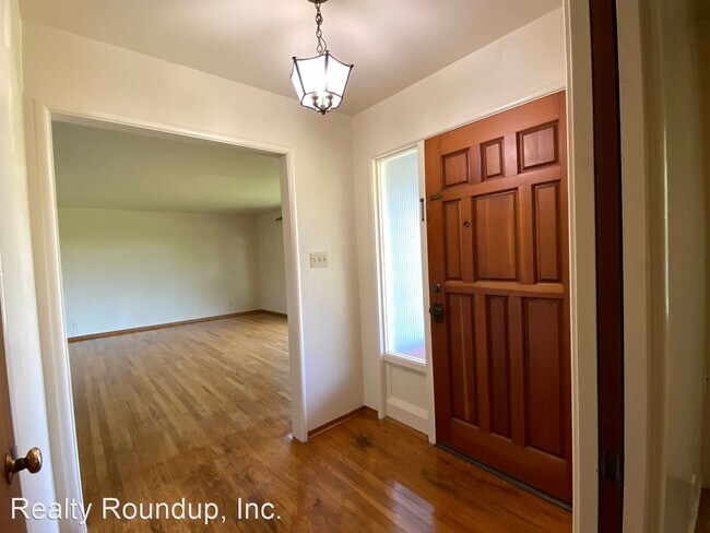 Building Photo - 4 br, 2 bath House - 4496 W Highway 4