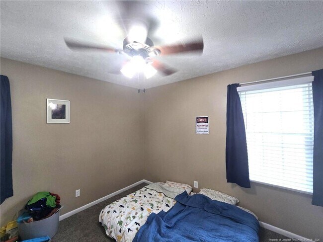 Building Photo - 6873 Brasswood Dr